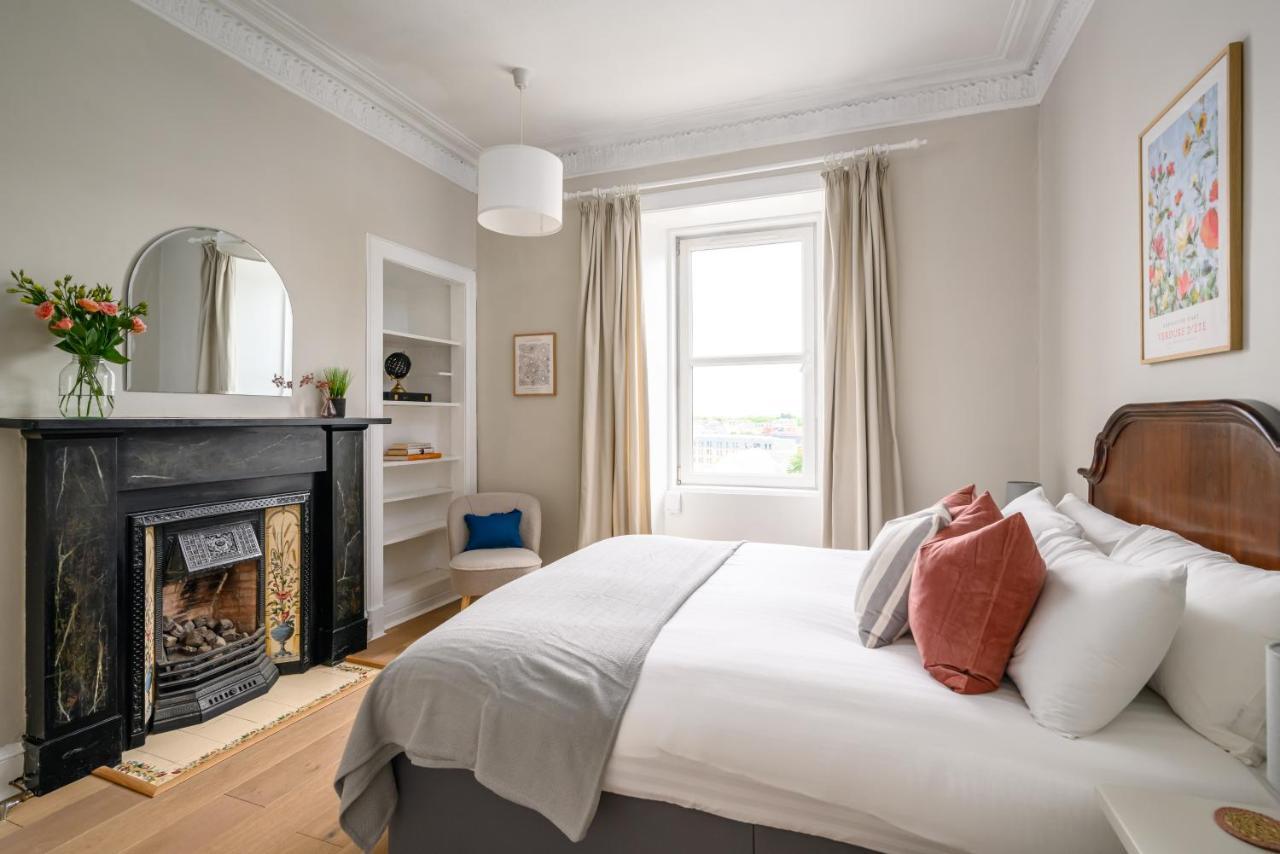 2Br New Town Castle View Apartment 爱丁堡 外观 照片